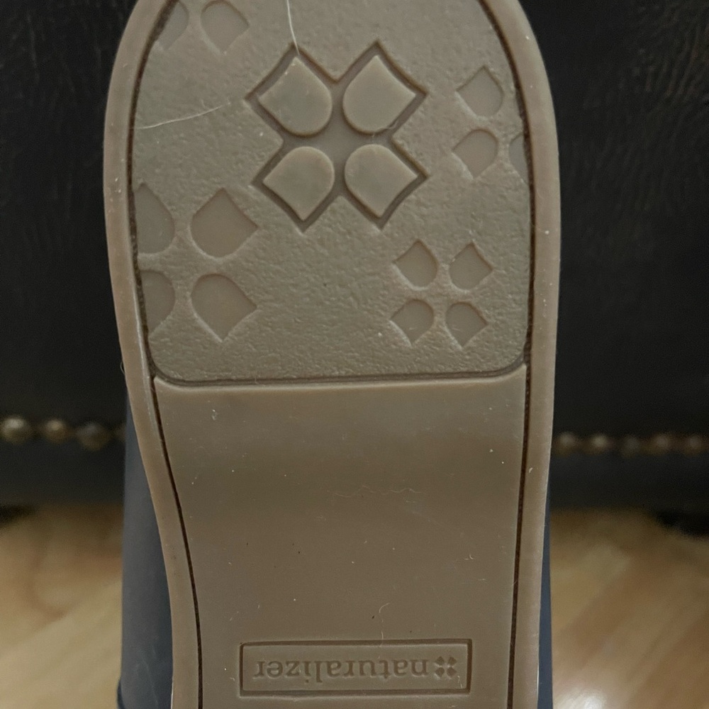 New without box woman’s Naturalizer Hanover Boat Shoe Navy size 12W - Picture 12 of 15
